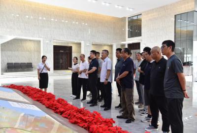 俊源石油開展主題教育活動(dòng)獻(xiàn)禮建軍98周年